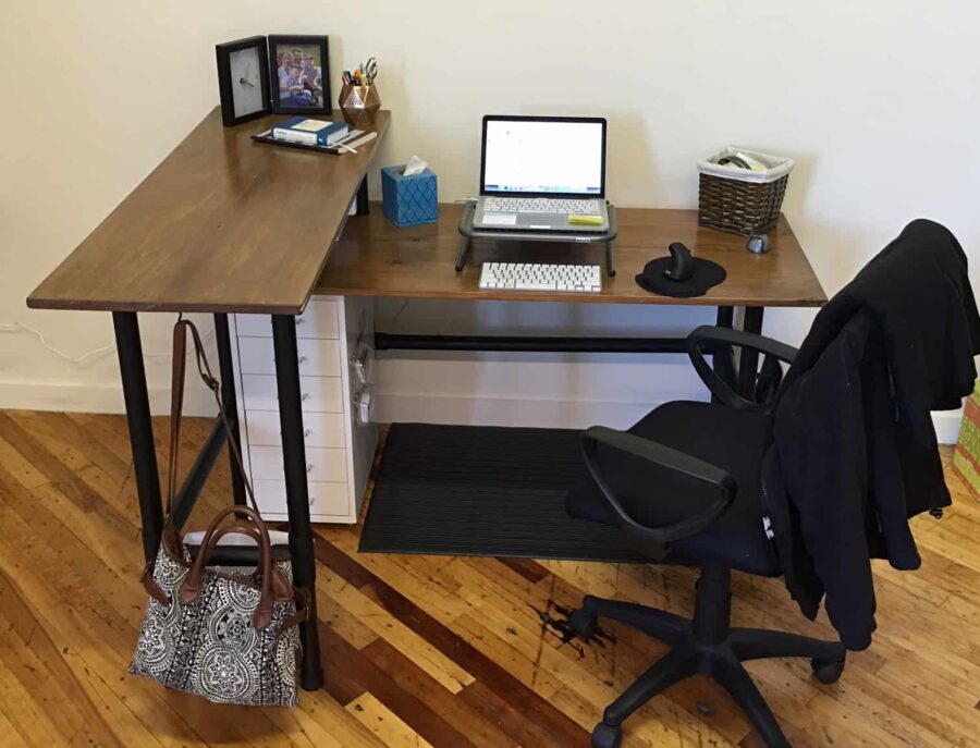 computer desk