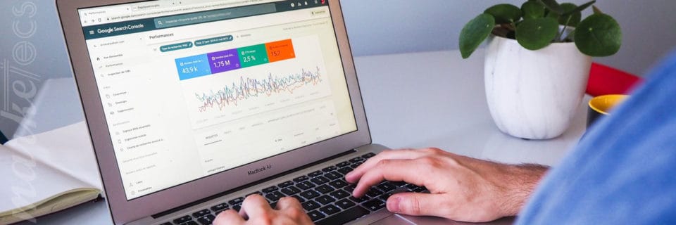 Digital Marketing Analytics: How to Find & Analyze Data